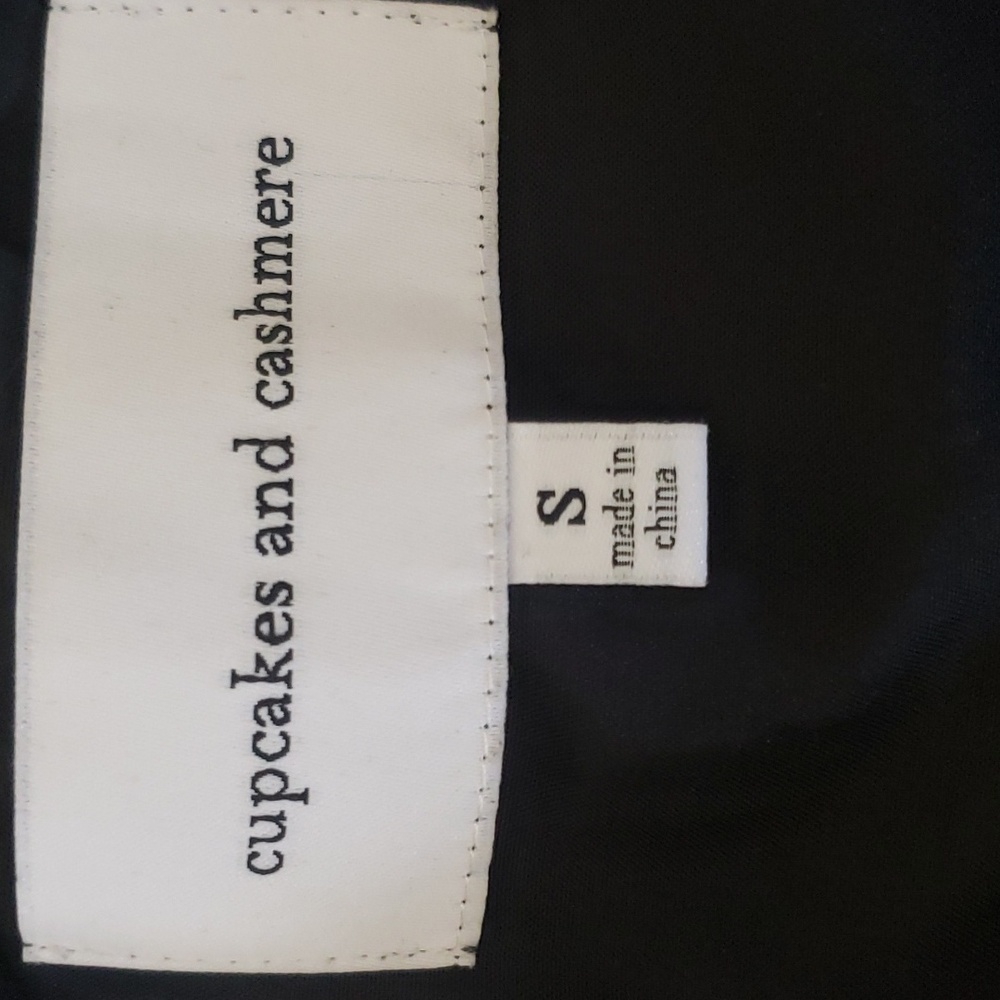Cupcakes and Cashmere Carling Lace Bomber Jacket Size S - Picture 6 of 8